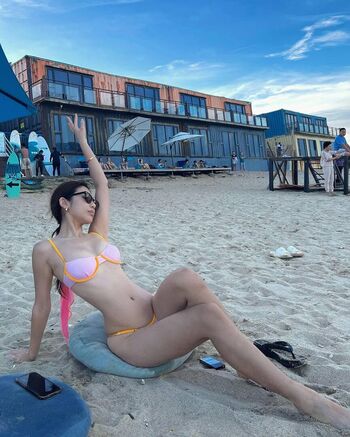 Full leaked Joyceliu mm page private onlyfans photo