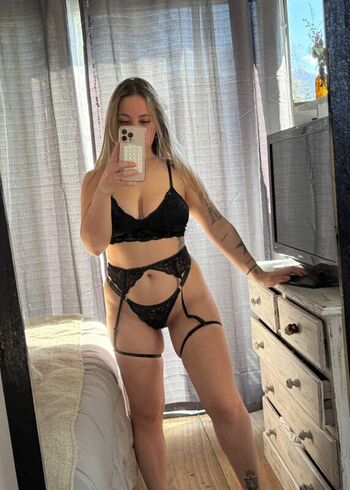 Full leaked Joyfuljasminejester private onlyfans photo