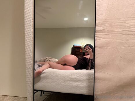 Full leaked Joyssie private onlyfans photo