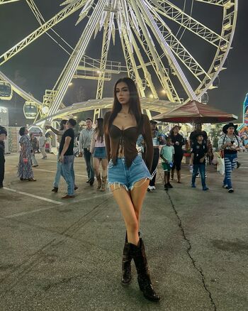 Full leaked Jozyjz private onlyfans photo