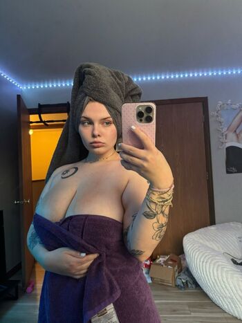 Full leaked Jubbilix x private onlyfans photo