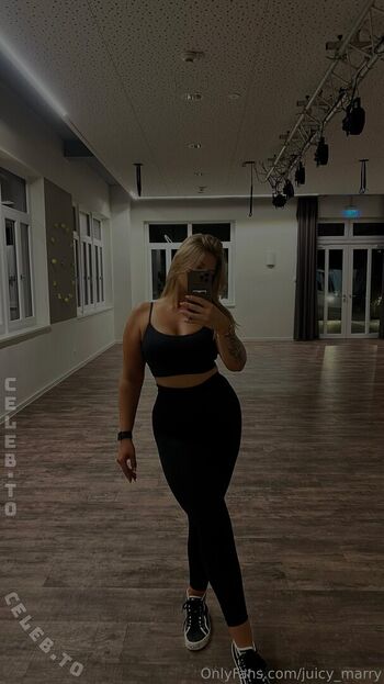 Full leaked Juicy marry private onlyfans photo