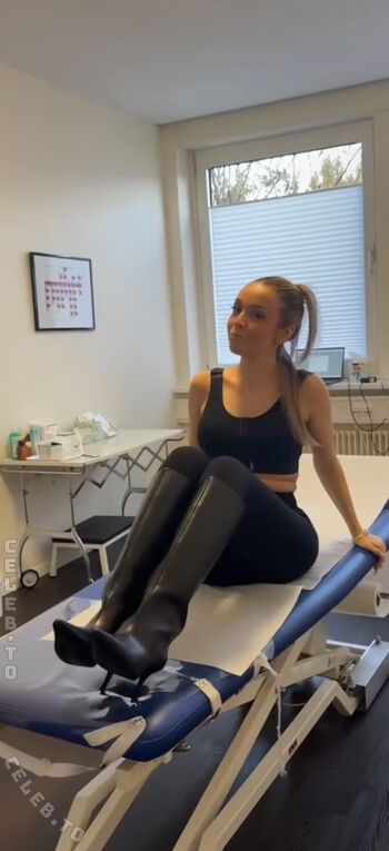 Full leaked Julesboringlife private onlyfans photo