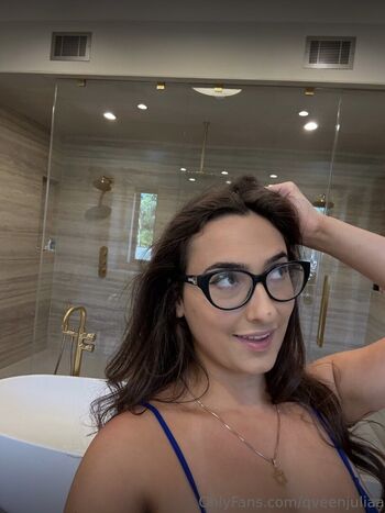 Full leaked Julia ain private onlyfans photo