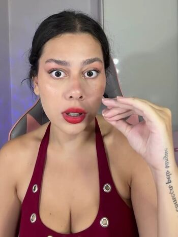 Full leaked Julia alvarenga private onlyfans photo