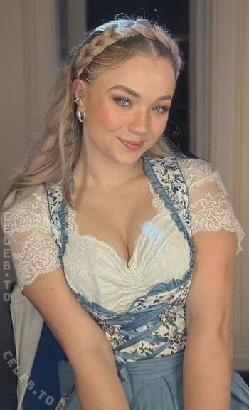 Full leaked Julia beautx private onlyfans photo