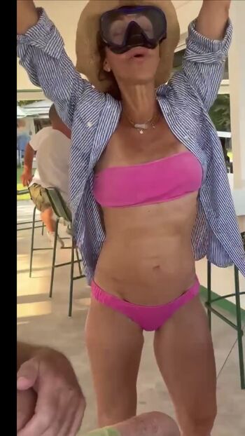 Full leaked Julia bradbury private onlyfans photo
