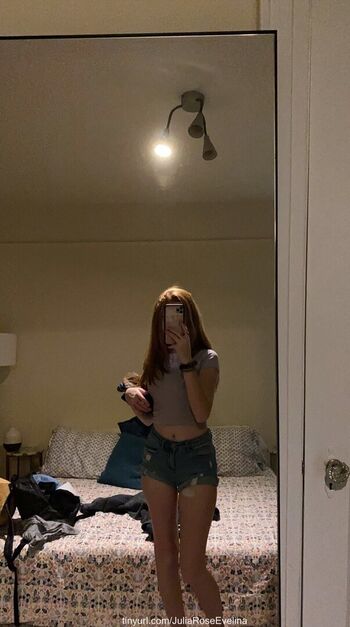 Full leaked Julia evelina rose private onlyfans photo