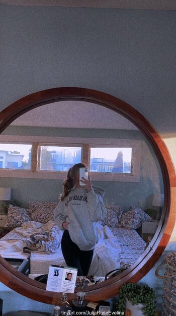 Full leaked Julia evelina rose private onlyfans photo