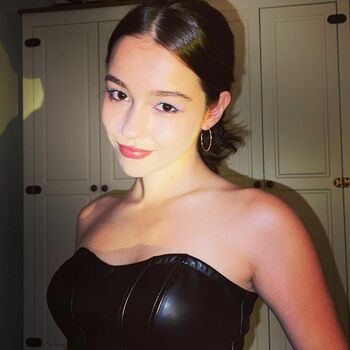 Full leaked Julia gava private onlyfans photo