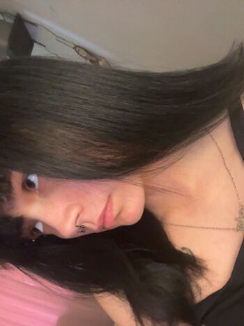 Full leaked Julia graham page private onlyfans photo