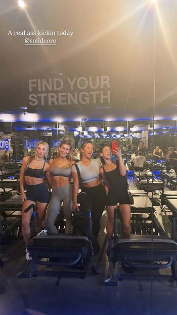 Full leaked Julia hart private onlyfans photo