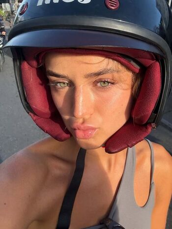 Full leaked Julia helena private onlyfans photo