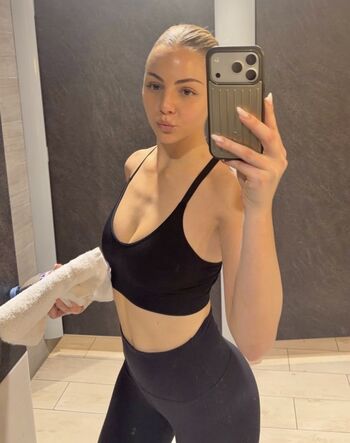 Full leaked Julia hhlrr page private onlyfans photo