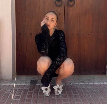 Full leaked Julia hhlrr private onlyfans photo