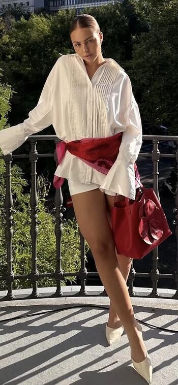 Full leaked Julia hhlrr private onlyfans photo