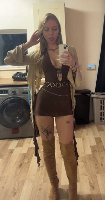 Full leaked Julia hinc page private onlyfans photo