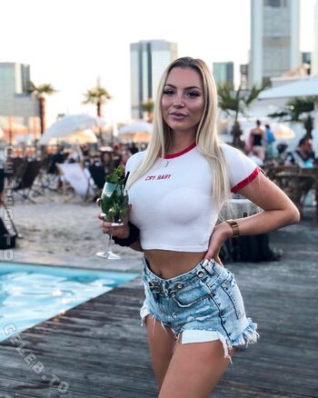 Full leaked Julia schwab private onlyfans photo