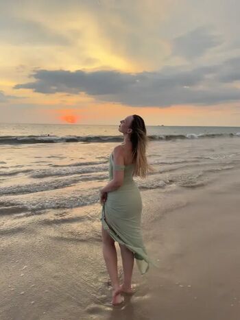 Full leaked Julia shnur page private onlyfans photo