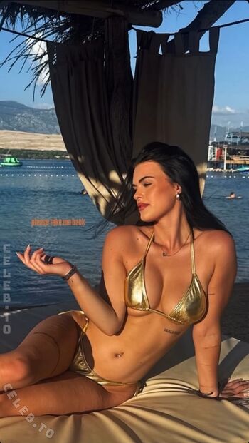Full leaked Juliaelena private onlyfans photo