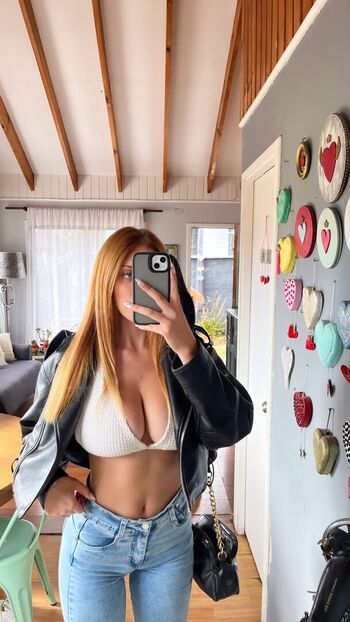 Full leaked Julianalynnu private onlyfans photo