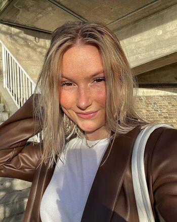 Julie Skov