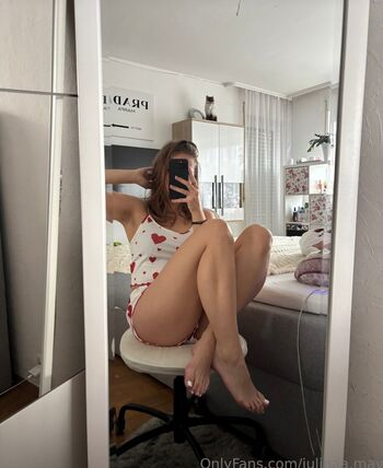Full leaked Julinaa may private onlyfans photo