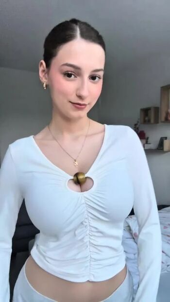 Full leaked Julka gawlik private onlyfans photo