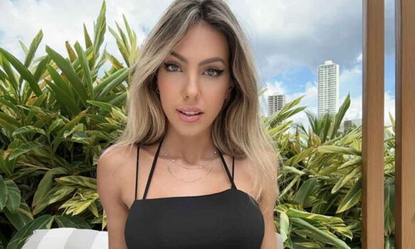 Full leaked Jully lov private onlyfans photo