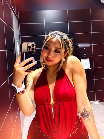 Full leaked June lin private onlyfans photo