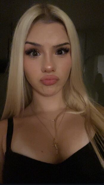 Full leaked Junepersyn private onlyfans photo