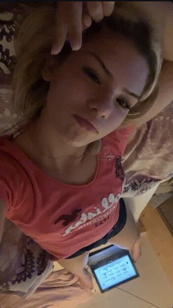 Full leaked Junepersyn private onlyfans photo