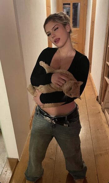 Full leaked Junepersyn private onlyfans photo