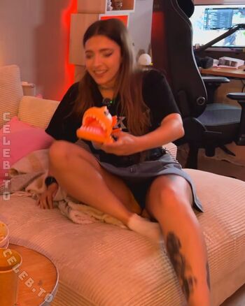Full leaked Junicats private onlyfans photo