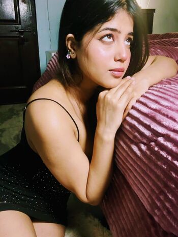 Full leaked Justbeingkayra private onlyfans photo