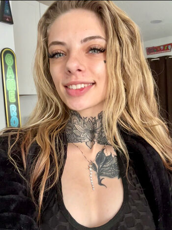 Full leaked Kxu private onlyfans photo