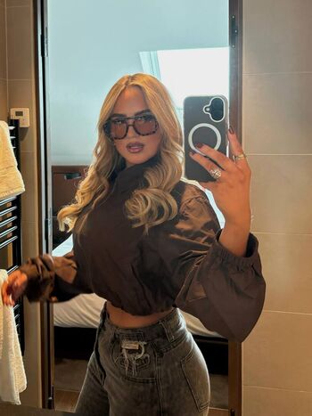 Full leaked Kacey dardis private onlyfans photo