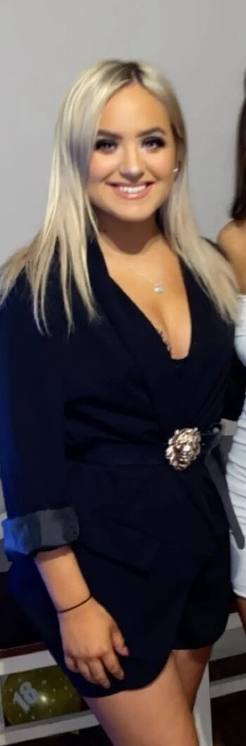 Full leaked Kaceymusgraves page private onlyfans photo