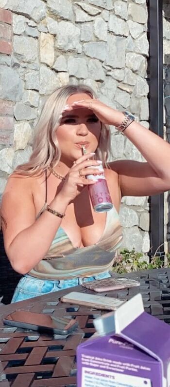 Full leaked Kaceymusgraves page private onlyfans photo