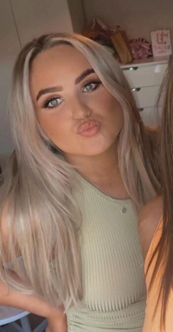 Full leaked Kaceymusgraves page private onlyfans photo