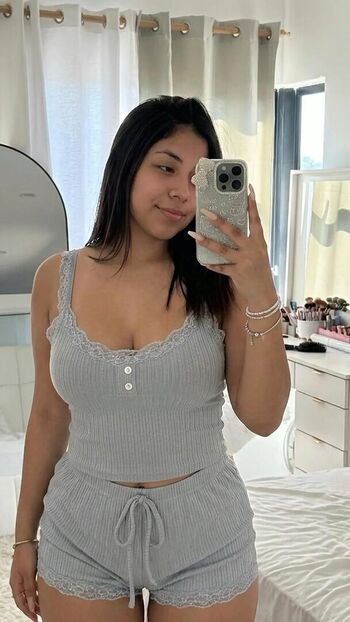 Full leaked Kaciemelons private onlyfans photo