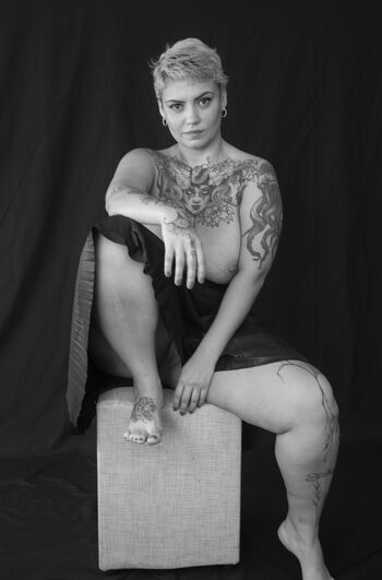 Full leaked Kadichari zoz page private onlyfans photo