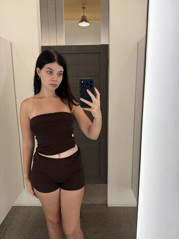 Full leaked Kailaisnotfamous private onlyfans photo