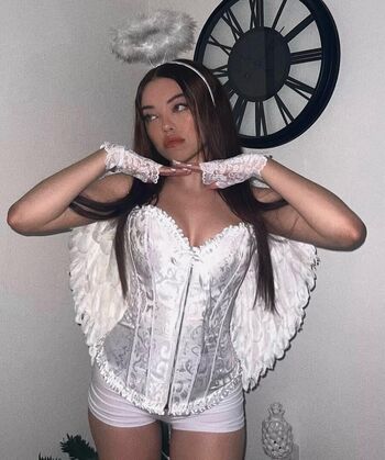 Kaitlynn Rhenea Asmr