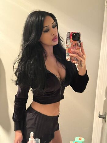 Full leaked Kaittsl private onlyfans photo
