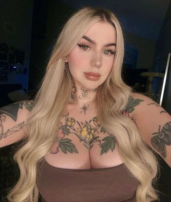 Full leaked Kalei renay private onlyfans photo