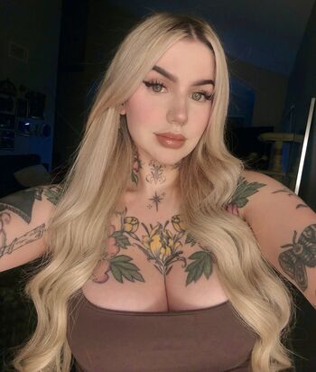 Full leaked Kalei private onlyfans photo