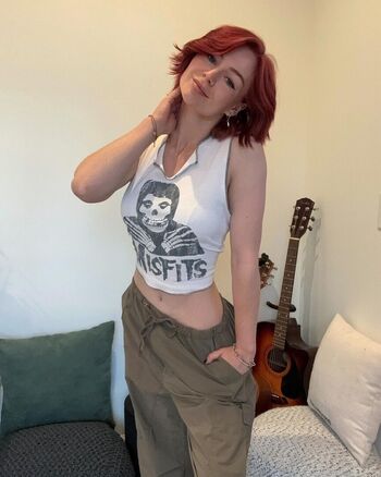 Full leaked Kallmekris private onlyfans photo