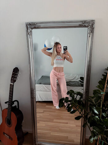 Full leaked Kandyland page private onlyfans photo