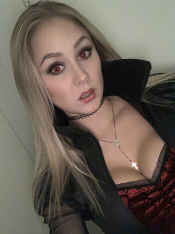 Full leaked Kandyland private onlyfans photo